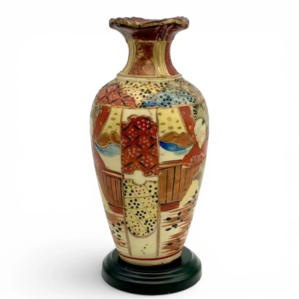Antique Kyoto Satsuma Japanese Vase Earthenware Ruffle Top Moriage Figural